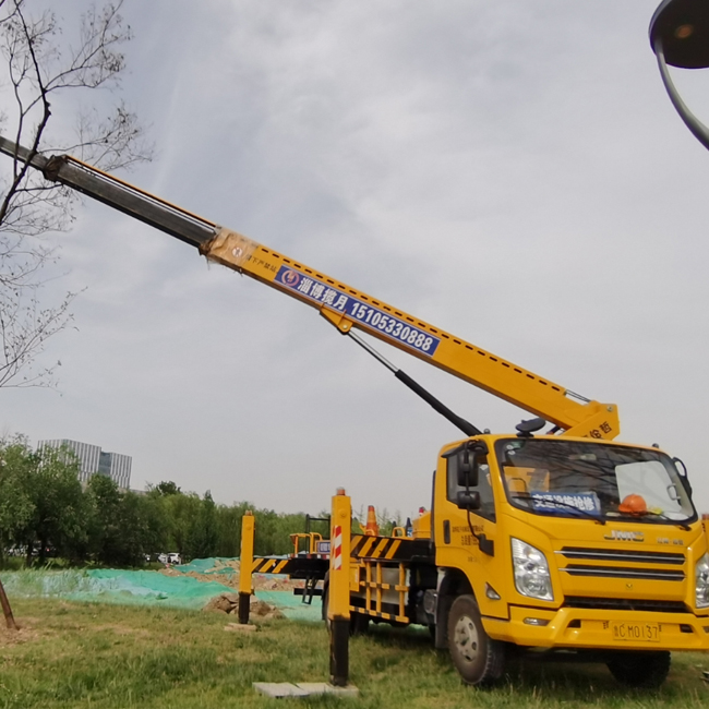 高空作业车出租操作所需注意的一些事项